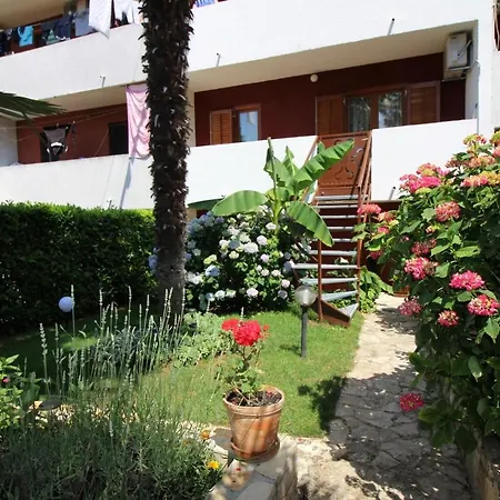 Apartmán In Porec/istrien 10192 Poreč